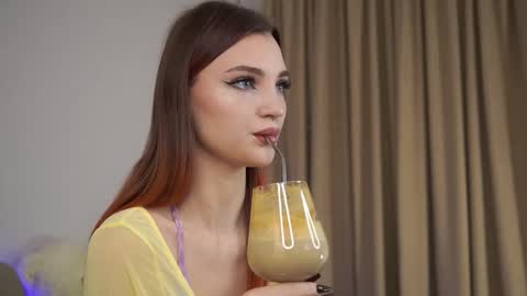 Snapshot of beckymadsons chatting on 10-14-25, 03:13 Melissa online show from 10-14-25, 03:13