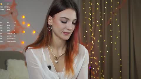 Snapshot of beckymadsons chatting on 11-28-25, 01:03 Melissa online show from 11-28-25, 01:03