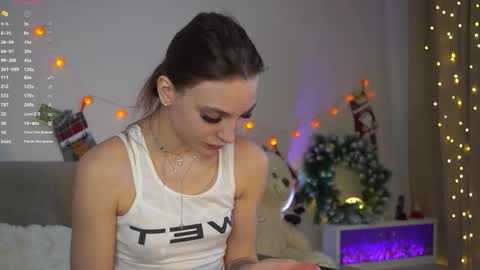 Snapshot of beckymadsons chatting on 02-08-26, 11:24 Melissa online show from 02-08-26, 11:24