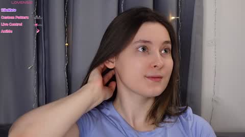 Snapshot of beckymartens chatting on 10-17-25, 01:53 BeckyMartens come join me on while im offline here online show from 10-17-25, 01:53