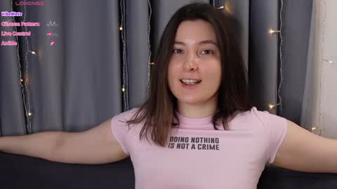 Snapshot of beckymartens chatting on 10-21-25, 12:22 BeckyMartens come join me on while im offline here online show from 10-21-25, 12:22