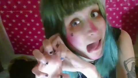 Snapshot of beckytheclown chatting on 09-17-25, 01:29 Beckytheclown online show from 09-17-25, 01:29