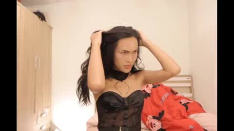 bee_thai online show from 02-12-25, 06:51