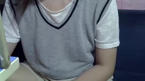 beebaby_xx online show from 12-05-25, 03:41