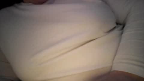 Snapshot of beeinmedeep chatting on 06-13-26, 08:40 beeinmedeep online show from 06-13-26, 08:40