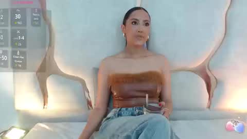 BELLA online show from 09-23-25, 03:15