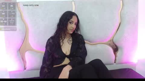 BELLA online show from 09-26-25, 02:43