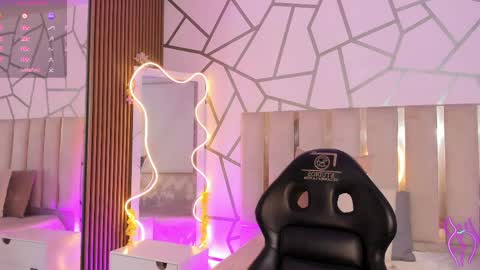 BELLA online show from 04-05-26, 12:08