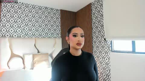 BELLA online show from 05-15-26, 12:01