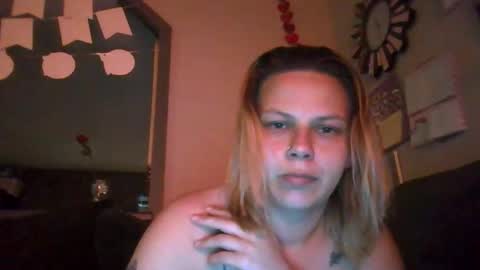 Snapshot of beendoinit680 chatting on 05-11-26, 03:34 beendoinit680 online show from 05-11-26, 03:34
