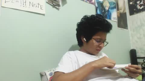 Snapshot of beentage chatting on 06-14-26, 05:20 Alex online show from 06-14-26, 05:20