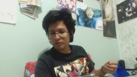 Snapshot of beentage chatting on 07-14-26, 03:44 Alex online show from 07-14-26, 03:44