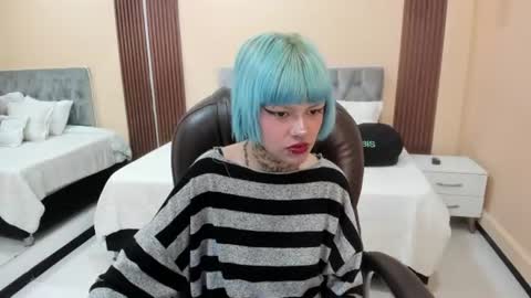 Bela online show from 06-12-26, 01:43