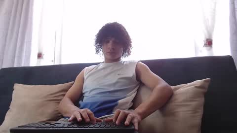 independent model online show from 01-16-25, 07:10