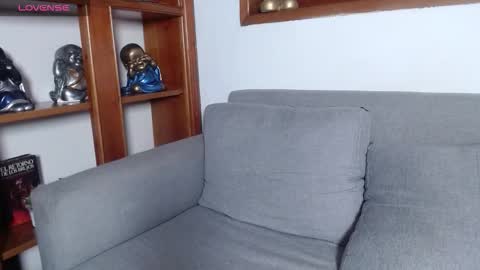 independent model online show from 03-19-26, 12:36