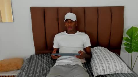 GABRIEL online show from 07-09-26, 06:56