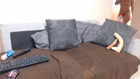 Snapshot of belindaxxxx chatting on 02-28-25, 10:20 belindaxxxx online show from 02-28-25, 10:20