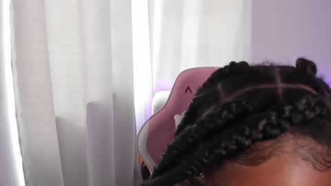 Snapshot of belkis_mills chatting on 01-05-25, 06:35 Belkis online show from 01-05-25, 06:35