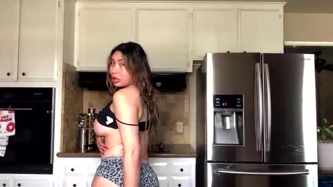 bella69donna online show from 02-26-26, 03:55