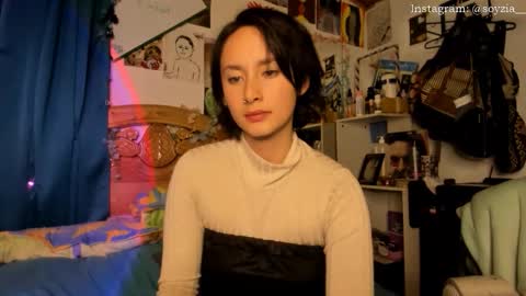 Snapshot of bella__w chatting on 03-19-26, 03:10 Zia online show from 03-19-26, 03:10