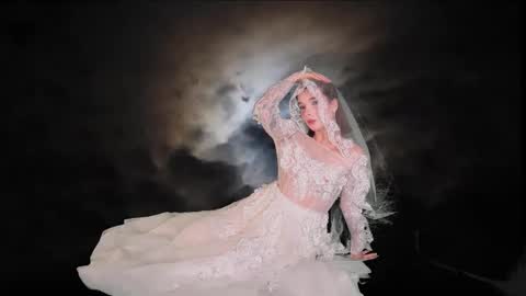 Snapshot of bella_alita chatting on 10-31-25, 08:10 lita online show from 10-31-25, 08:10