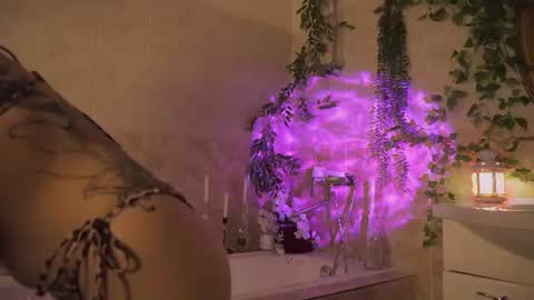 Snapshot of bella_alita chatting on 06-14-26, 08:22 lita online show from 06-14-26, 08:22