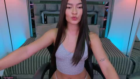 Bella  online show from 04-29-26, 04:00