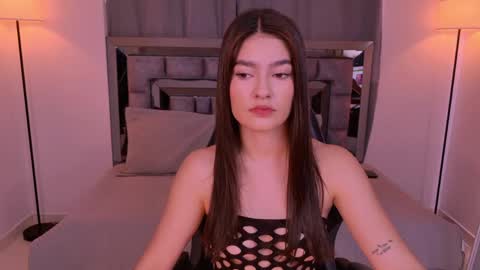 Bella  online show from 05-24-26, 08:47
