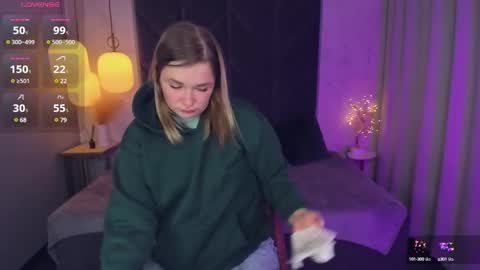 Bella online show from 02-21-25, 07:43