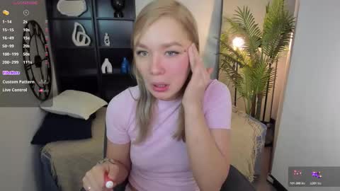 Bella online show from 11-18-25, 09:03