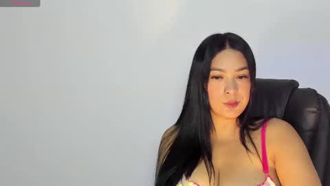 Laura online show from 07-28-26, 05:58