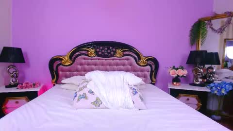 Snapshot of bella_hex chatting on 09-18-25, 05:48 Bella online show from 09-18-25, 05:48