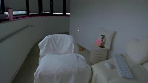 Anna  online show from 03-29-26, 10:15