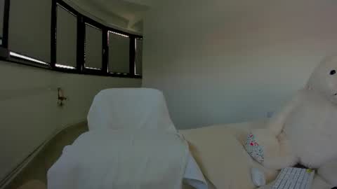 Anna  online show from 06-21-26, 09:34