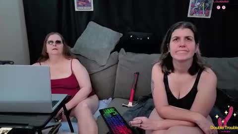 Snapshot of bella_james_1988 chatting on 03-29-26, 03:12 Bella James online show from 03-29-26, 03:12