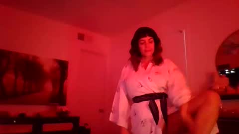 Bella Libellula online show from 02-28-26, 04:52