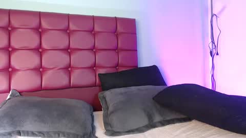 Valentina online show from 04-14-26, 11:55