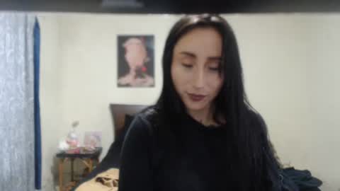 bella_luna34 online show from 04-16-26, 04:30