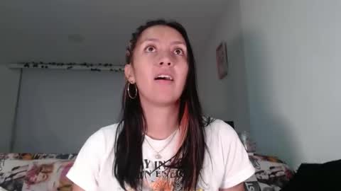 Snapshot of bella_marlowe chatting on 02-03-25, 12:58 Bella Marlowe online show from 02-03-25, 12:58