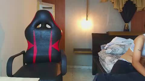 bella_muse_ online show from 07-10-26, 03:11