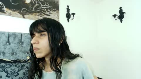 Bella online show from 02-25-26, 01:26