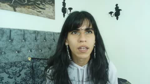 Bella online show from 05-31-26, 02:09