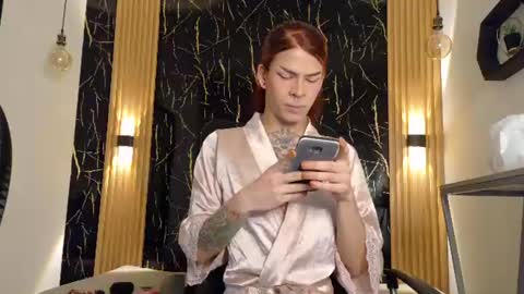 Snapshot of bella_salvatore chatting on 06-29-26, 08:53 online show from 06-29-26, 08:53