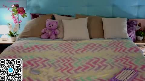 Bella online show from 03-31-26, 12:01