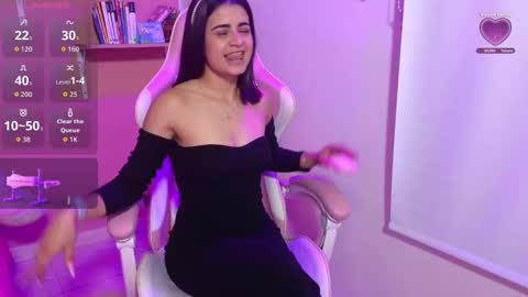 Snapshot of bella_thixx chatting on 09-16-25, 04:13 bella_thixx online show from 09-16-25, 04:13