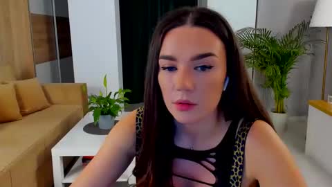 Snapshot of bellaadona chatting on 01-27-25, 01:26 BellaDona online show from 01-27-25, 01:26