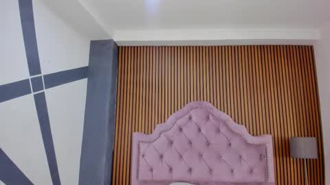 Snapshot of bellaastorm chatting on 10-13-25, 08:09 bellaastorm online show from 10-13-25, 08:09