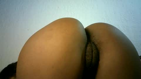 Bella online show from 01-10-25, 09:42