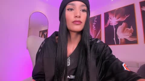  Bella C  online show from 01-31-25, 03:22