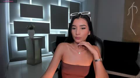  Bella C  online show from 10-14-25, 11:44